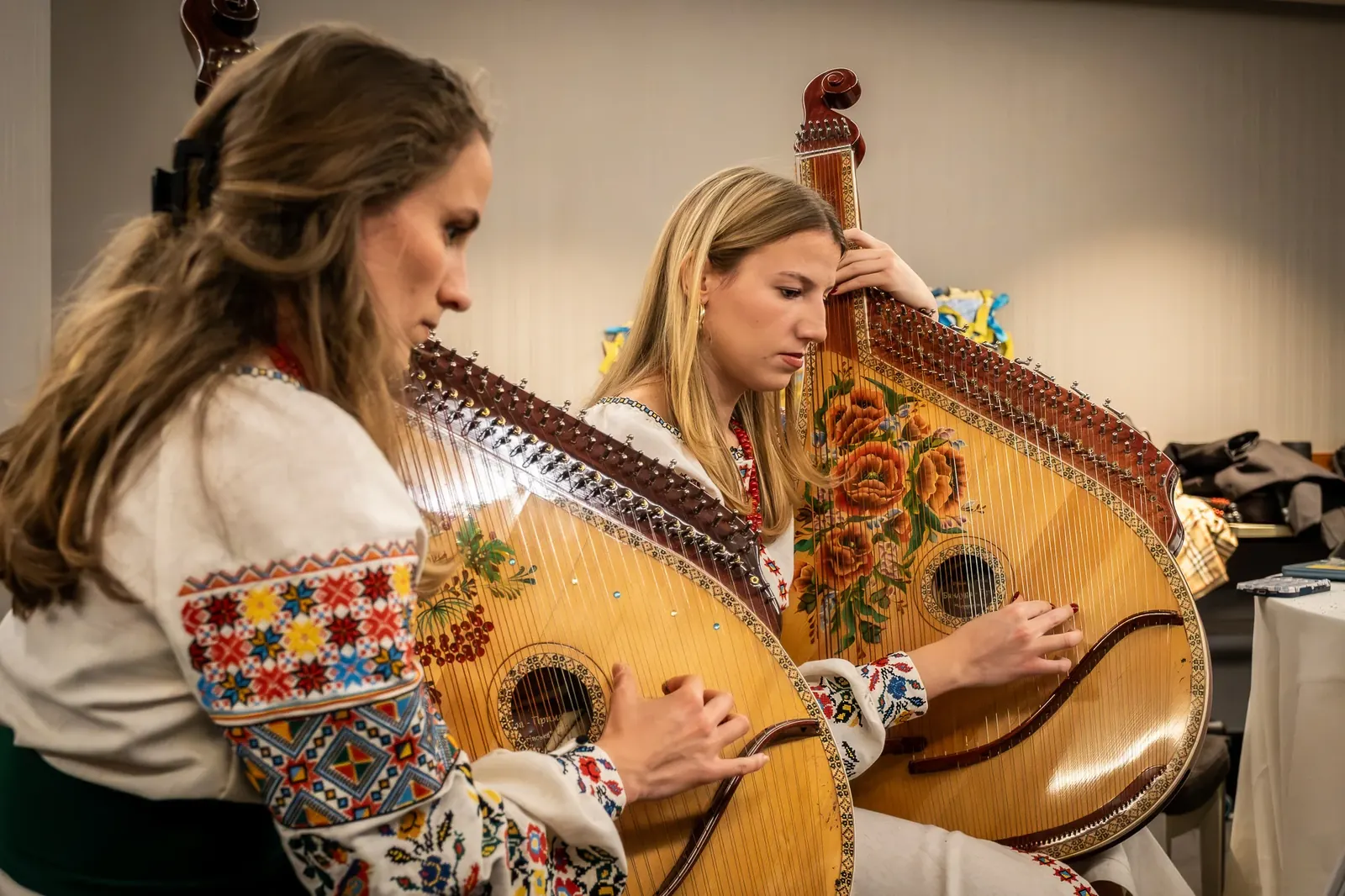 Musicians playing banduras during an event
